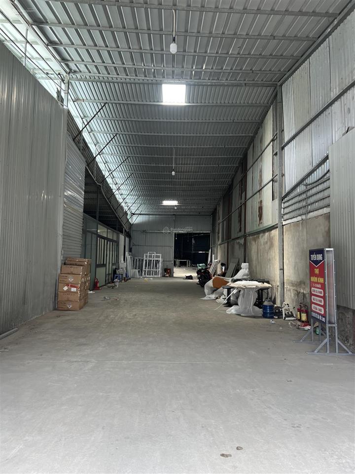 Cho thuê kho xưởng đẹp, giá tốt, phù hợp đa ngành nghề, mt đường, đường xe cont, 700m/55tr
