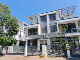 Cho thuê nhà đẹp trong khu đô thị, dân trí cao, an ninh đảm bảo dt 160m