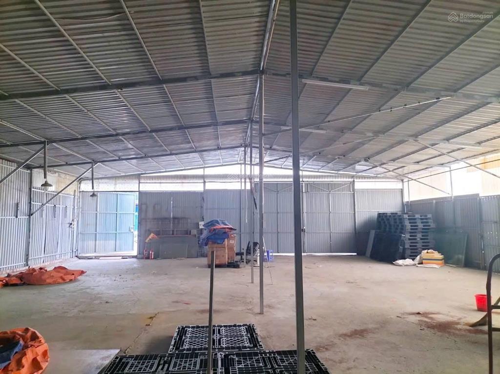 Cho thuê kho xưởng giá tốt, đẹp, đường cont, 550m/30tr. phù hợp sx và làm kho chứa hàng