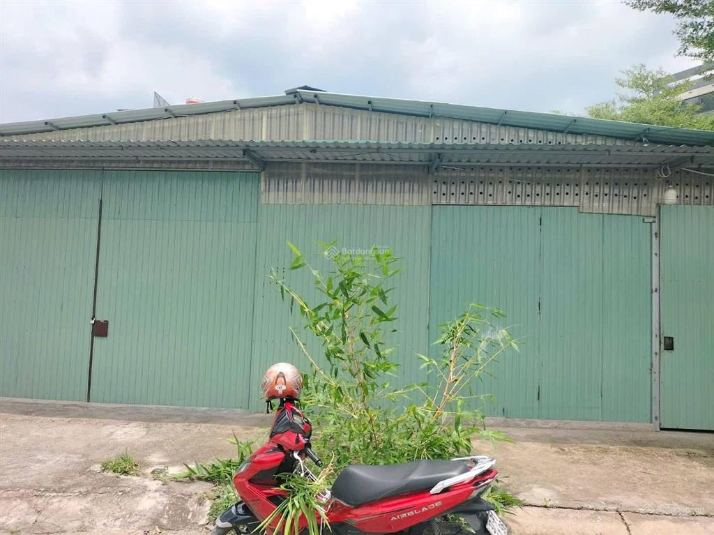 Cho thuê kho xưởng giá tốt, đẹp, đường cont, 550m/30tr. phù hợp sx và làm kho chứa hàng