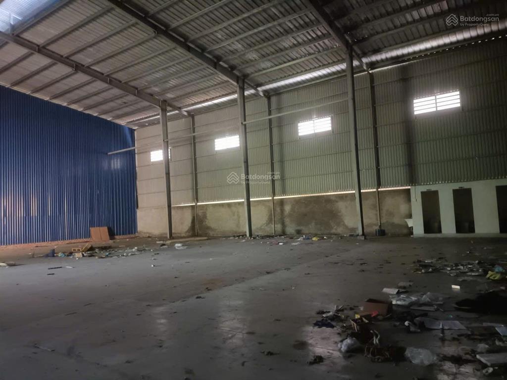 Cho thuê kho xưởng, mb kinh doanh, showroom đẹp tại xn giá tốt, siêu mặt tiền 30m.