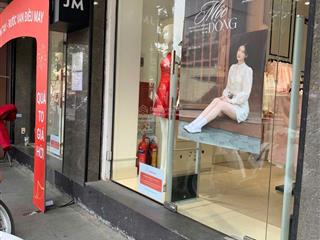 Bán nhà 3 mặt tiền phố chùa bộc thái hà đống đa kinh doanh vị trí vàng vỉa hè rộng 36/60m2 5 tầng