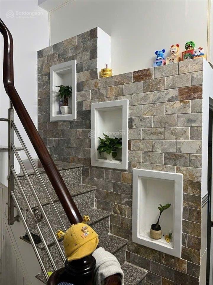 Bán nhà đường phú định p16 quận 8 nhà 3 tầng kiên cố 4pn chỉ nhỉnh 4 tỷ