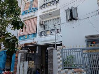 Bán nhà đường phú định p16 quận 8 nhà 3 tầng kiên cố 4pn chỉ nhỉnh 4 tỷ