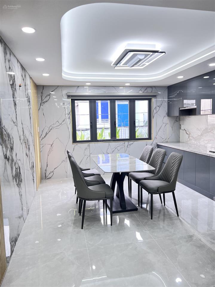 Bán nhà 5 tầng sát mặt tiền chợ bình thành, lk 4  5. kdc quận 5 hẻm 6 khu vực đầy đủ tiện ích