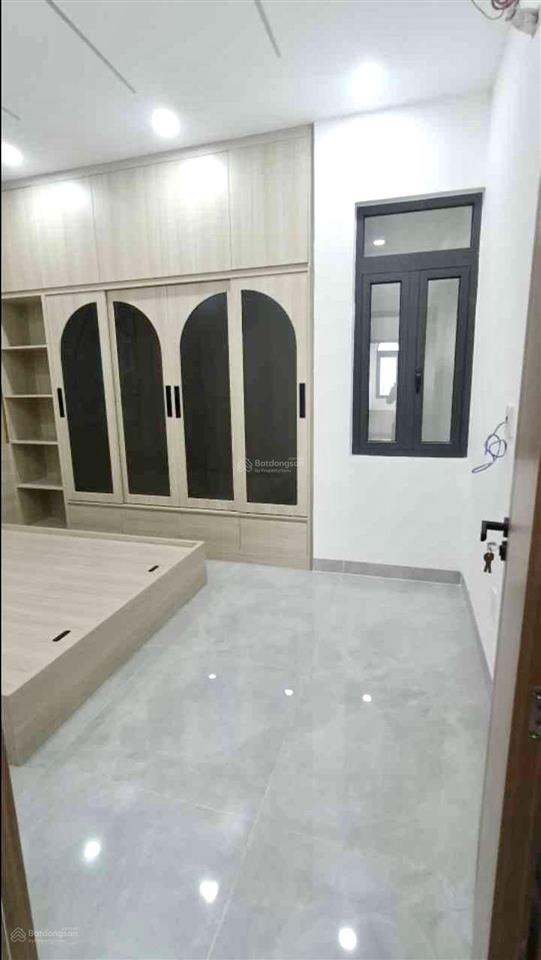 Bán nhà 5 tầng sát mặt tiền chợ bình thành, lk 4  5. kdc quận 5 hẻm 6 khu vực đầy đủ tiện ích