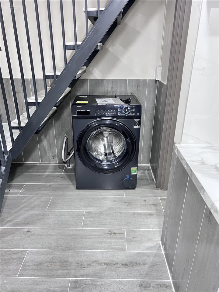 Cho thuê gấp nhà riêng 63/15 liên khu 16  18, 40m2, 7 triệu vnd. tủ lạnh máy giặt bếp từ máy nn