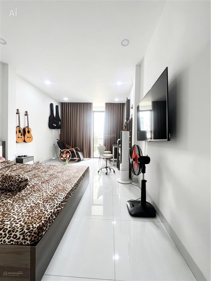 Mặt tiền đường ngô quyền 6 tầng kinh doanh đỉnh. cho thuê 20 triệu/tháng khu vip quận 10