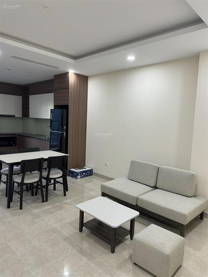 Chính chủ cho thuê chung cư 2 ngủ 2 vệ sinh 90m2 tại cầu giấy