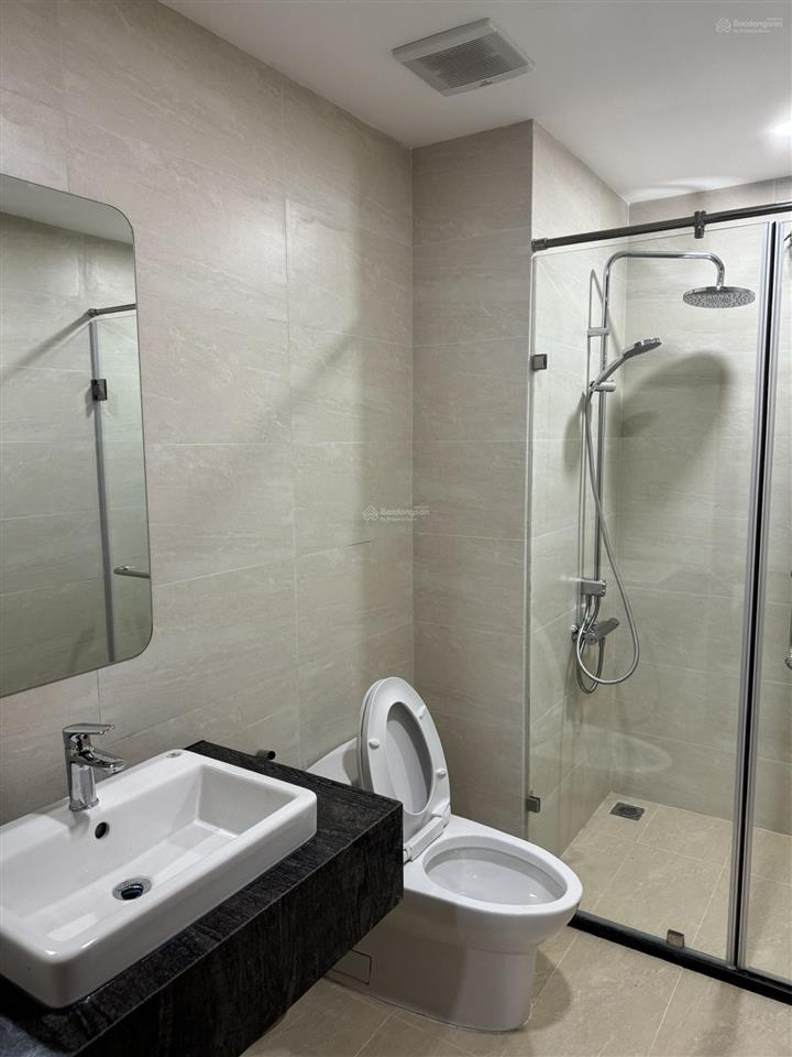 Chính chủ cho thuê chung cư 2 ngủ 2 vệ sinh 90m2 tại cầu giấy