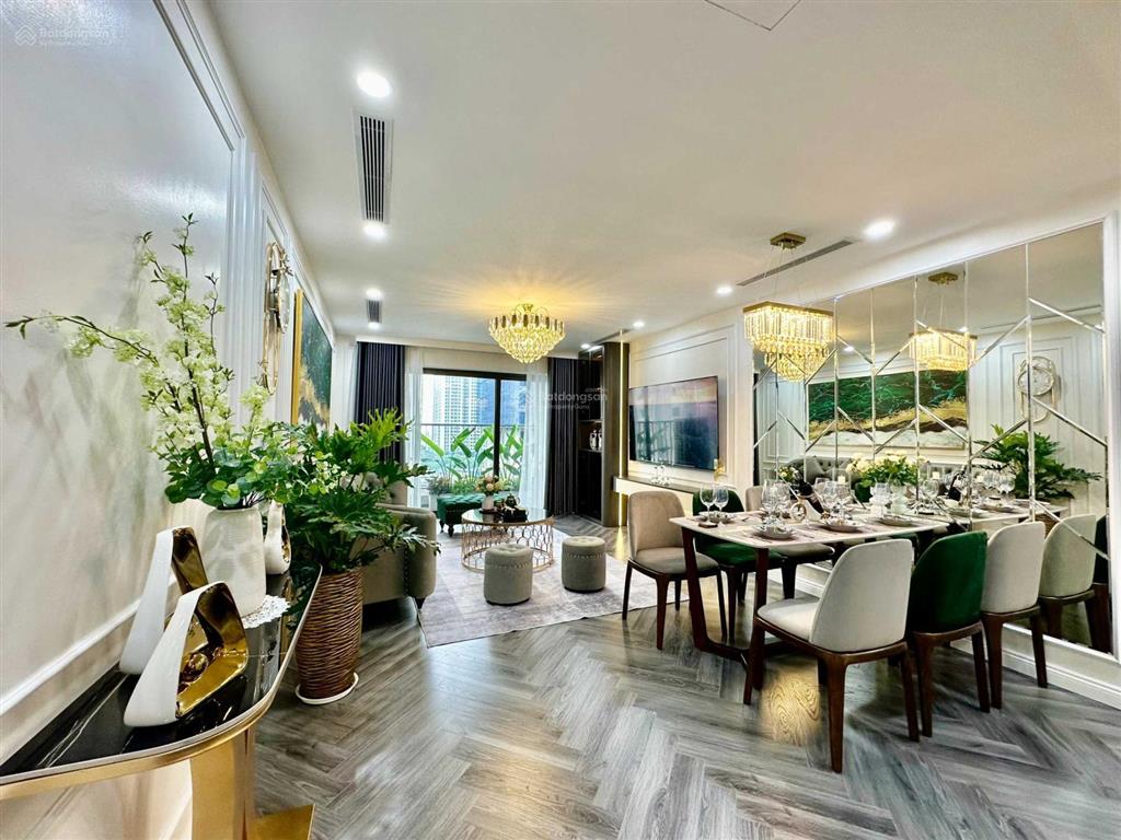 Cho thuê căn hộ vinhomes westpoint 110m2 3 phòng ngủ full nội thất cao cấp giá chì 26 triệu/tháng