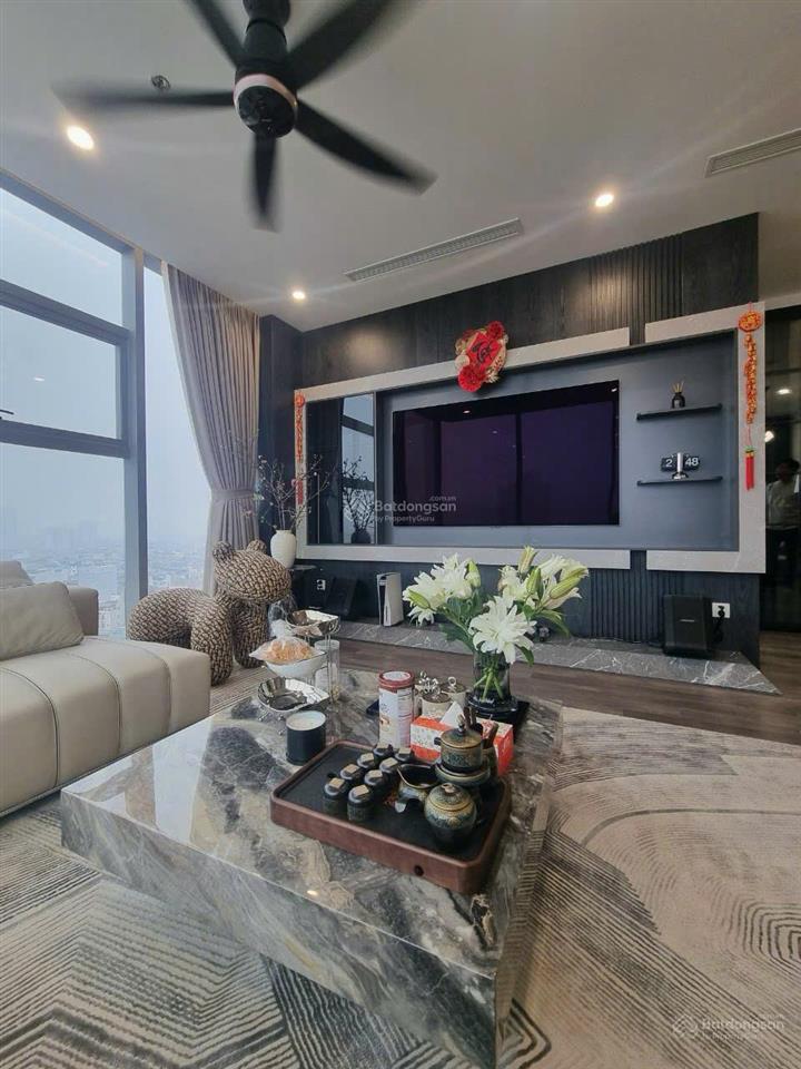 Cho thuê thăng long n01 siêu đẹp 117m 3 phòng ngủ full nội thất giá chỉ 18 triệu/tháng