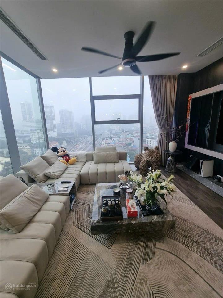Cho thuê thăng long n01 siêu đẹp 117m 3 phòng ngủ full nội thất giá chỉ 18 triệu/tháng