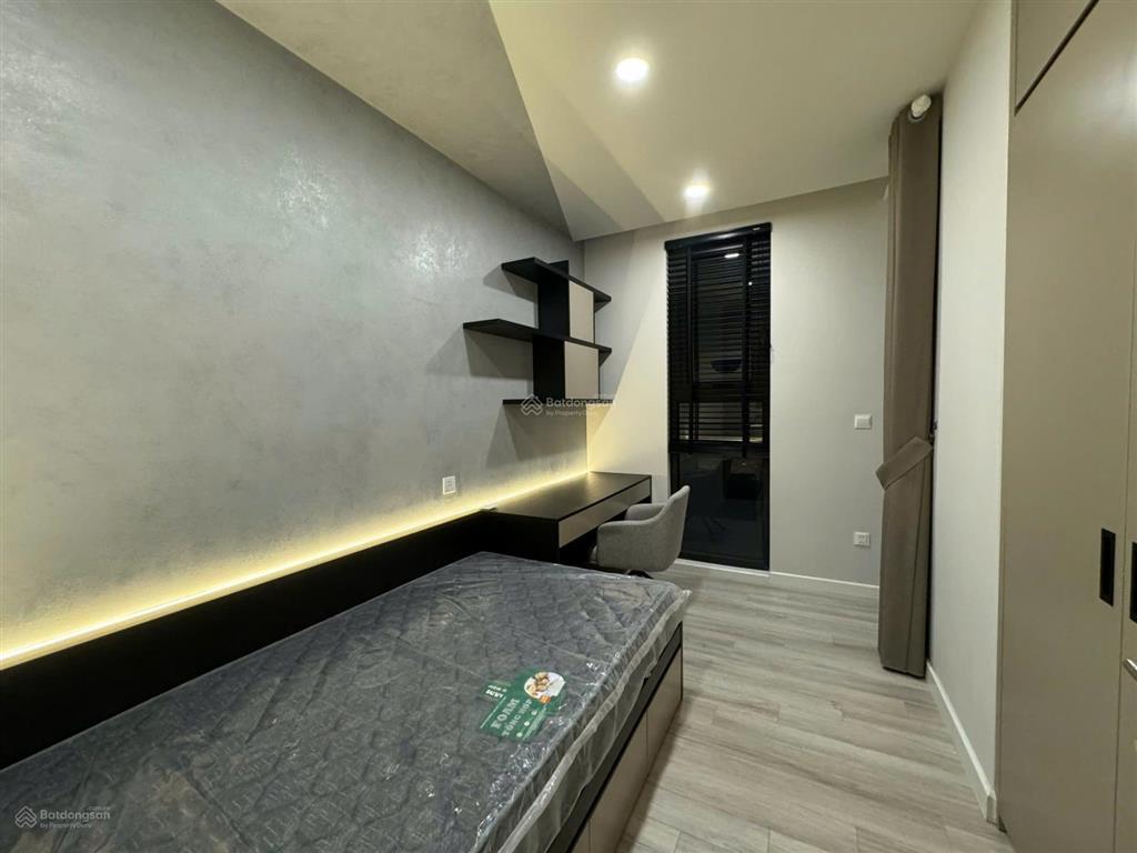 Chính chủ cho thuê căn hộ royal city siêu đẹp, 2 phòng ngủ full nội thất, 18 triệu/tháng