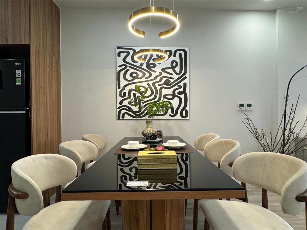 Cho thuê thăng long number one 136m2 3 phòng ngủ full nội thất giá chỉ 22 triệu có slot ô tô