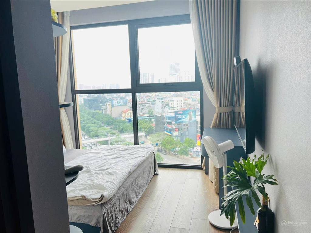 Chính chủ cho thuê vinhomes west point siêu rẻ 70m2 2 phòng ngủ 2wc full nội thất giá chỉ 18 triệu