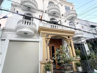 Biệt thự ngang 10m  ngay chợ bà hom  gần khu tên lửa  có gara xe hơi  chỉ hơn 6 tỷ