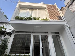 Nhà đẹp 2 tầng  ngang hơn 5m  đường lê cơ  gần bx miền tây  tặng nội thất.