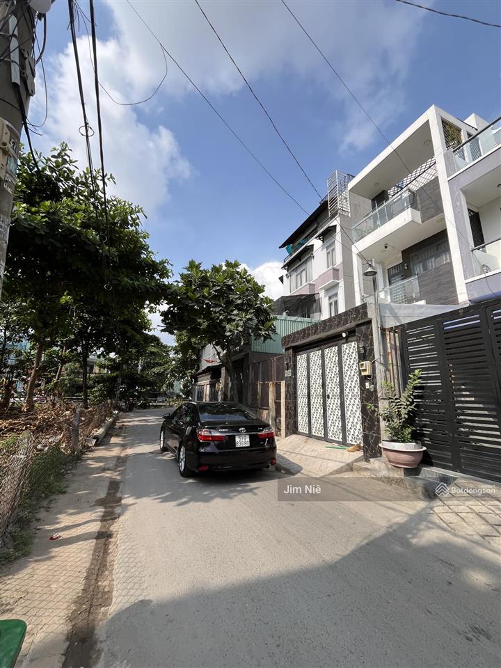 Nhà 3 tầng  4x25m  gần aeon mall bình tân  khu tên lửa  hẻm 10m xe hơi