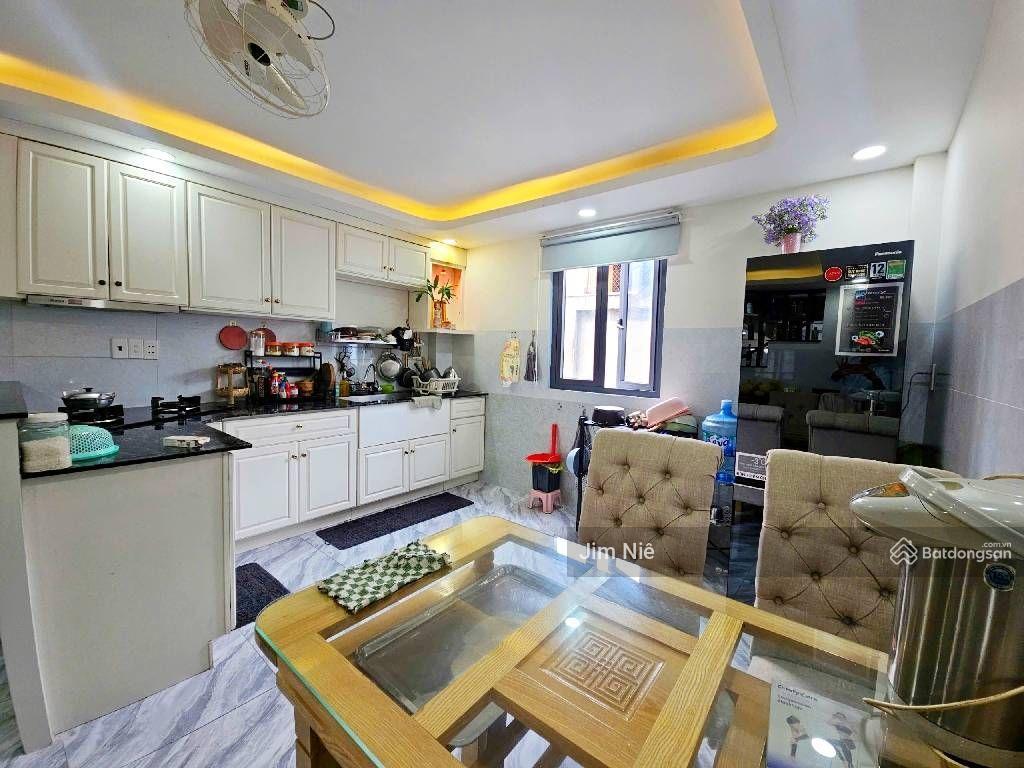 Nhà 3 tầng  4x25m  gần aeon mall bình tân  khu tên lửa  hẻm 10m xe hơi