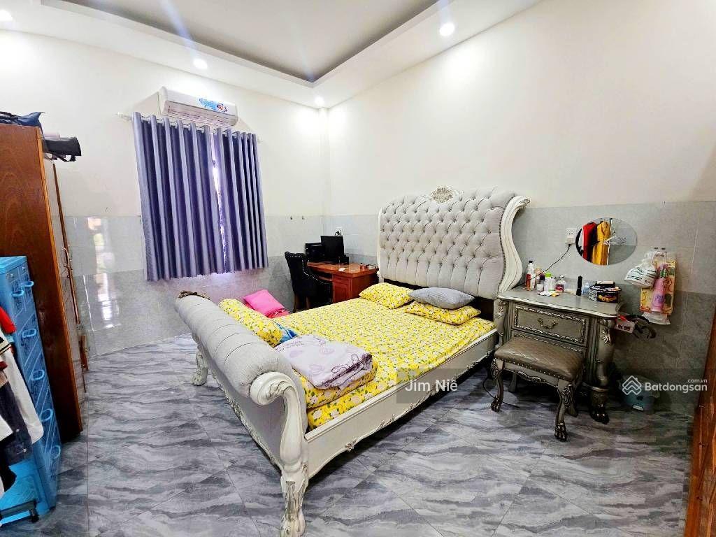 Nhà 3 tầng  4x25m  gần aeon mall bình tân  khu tên lửa  hẻm 10m xe hơi