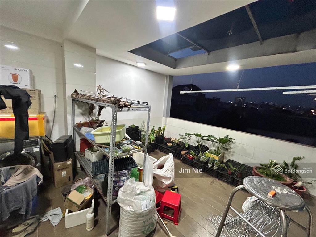 Nhà 4 tầng  ngay vòng xoay phú lâm  ngang 5m  đường 8m  không lộ giới  nhỉnh 6 tỷ