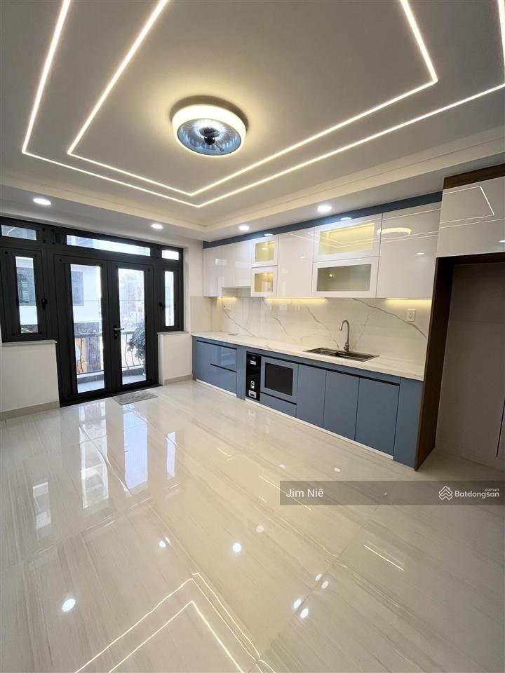 Nhà 4 tầng  có thang máy  gần khu tên lửa  4x18m  tặng nội thất  sổ đẹp  7,39 tỷ
