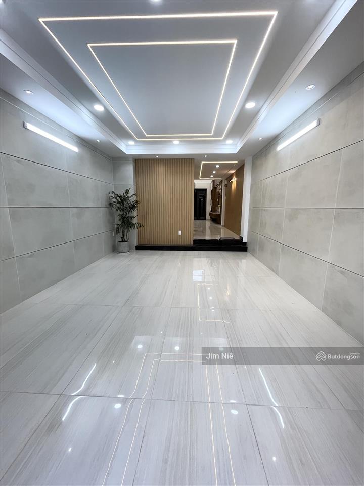 Nhà 4 tầng  có thang máy  gần khu tên lửa  4x18m  tặng nội thất  sổ đẹp  7,39 tỷ