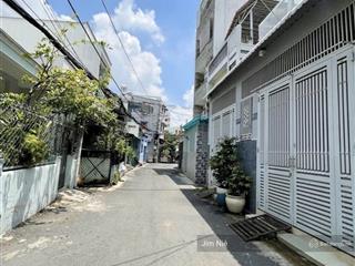 Ngay chợ minh phụng  cầu vượt cây gõ  nhà 3 tầng  dts 127m2  tặng nội thất.