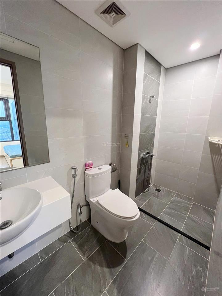 Chuyển nhà cần bán căn chung cư 2pn + 1, phân khu gs cao cấp smart city, giá 5,3 tỷ có thương lượng