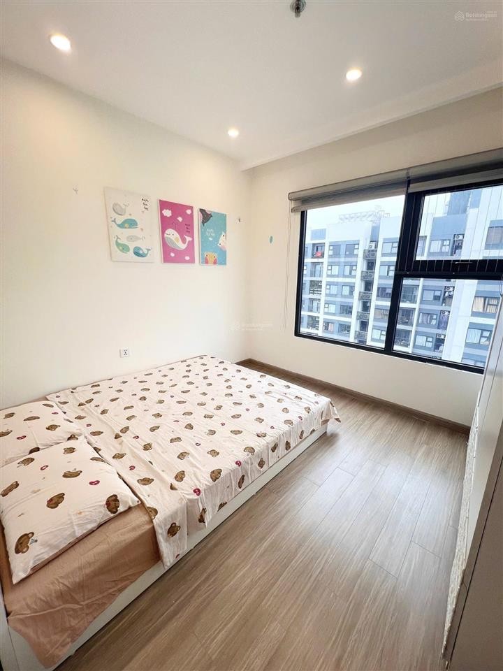 Chuyển nhà cần bán căn chung cư 2pn + 1, phân khu gs cao cấp smart city, giá 5,3 tỷ có thương lượng