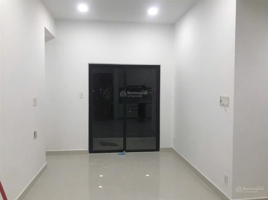 Bán căn hộ officetel tulip dt 74m2 (2pn  2wc, giá tốt 2.9 tỷ, vào ở ngay trung tâm q7