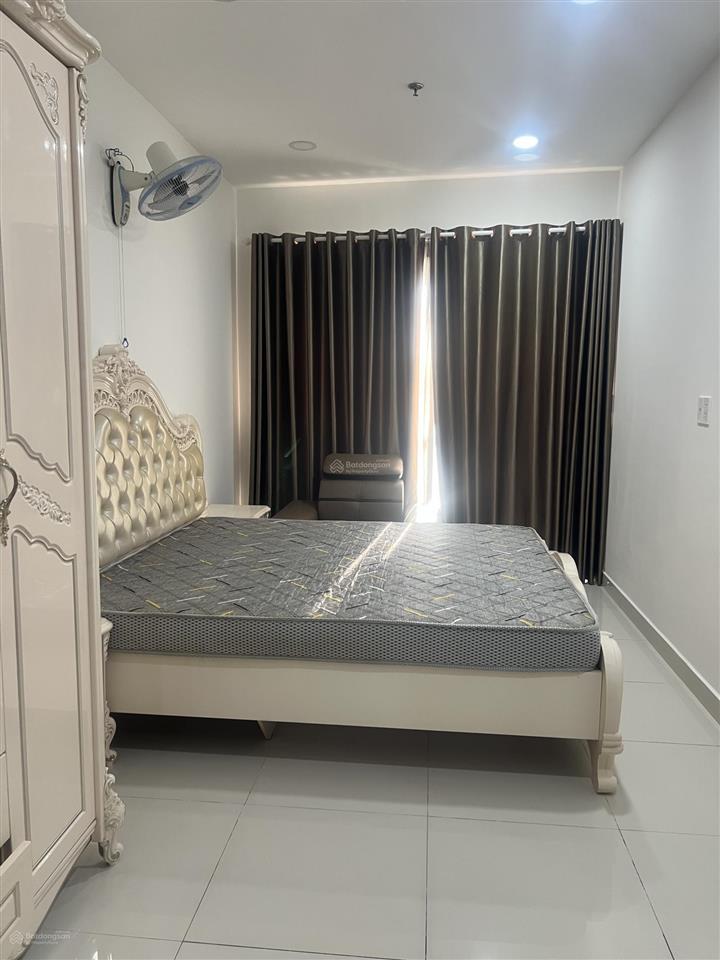 Cho thuê căn hộ ot làm vp, để ở nhà mới đẹp giá tốt nhất 11tr/ tháng vào ở ngay  0869 474 ***