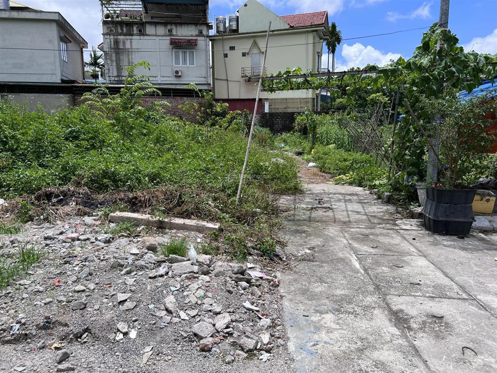 Bán lô đất 69m2 mặt tiền 4.5m tại phố trần phú, phường quang hanh, quảng ninh