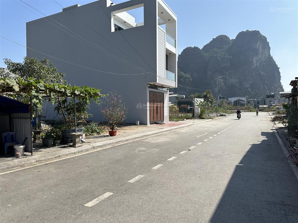 Bán lô đất 69m2 mặt tiền 4.5m tại phố trần phú, phường quang hanh, quảng ninh