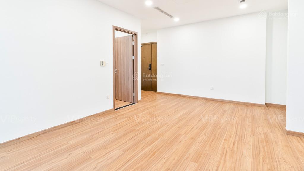Bán gấp căn 3pn diện tích 87m2 ban công đông nam tại eco green saigon, tầng cao giá chỉ 7,2 tỷ