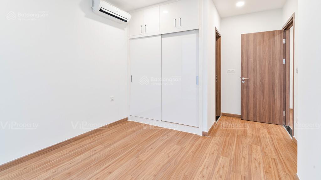 Bán gấp căn 3pn diện tích 87m2 ban công đông nam tại eco green saigon, tầng cao giá chỉ 7,2 tỷ