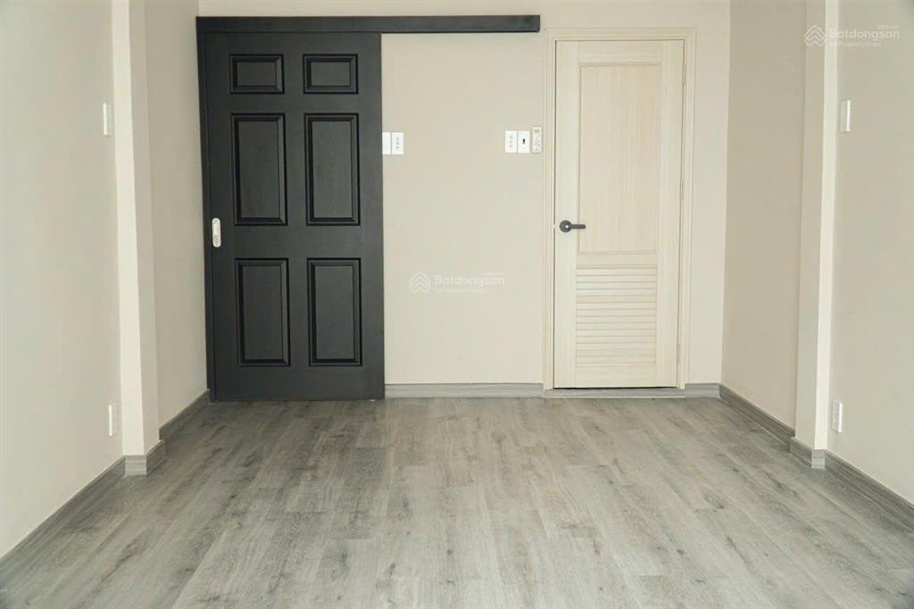 Chính chủ cho thuê mặt tiền 88 hồ văn huê, p9, phú nhuận  4x10m  2 lầu