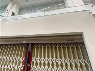 Cho thuê nhà đầy đủ nội thất  lý chính thắng q.3  4 x 10m  4 tầng