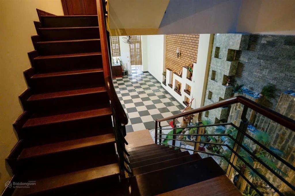 Cho thuê nhà có gara oto  lê văn duyệt  bình thạnh  4,2x21m  2 lầu