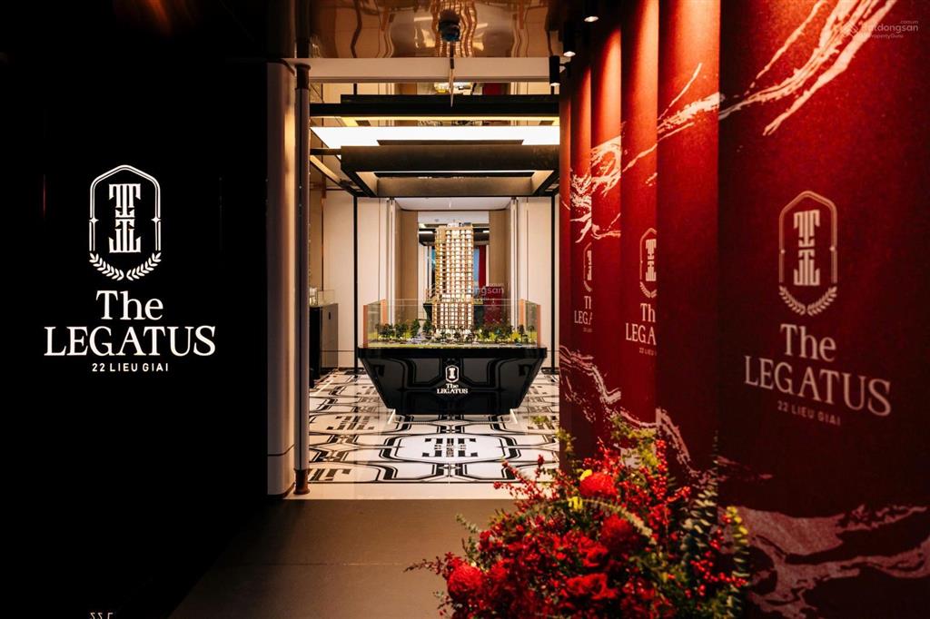 Căn hộ chung cư bán tại 22 liễu giai, the legatus, 69m2, giá thỏa thuận, hàng hiếm!