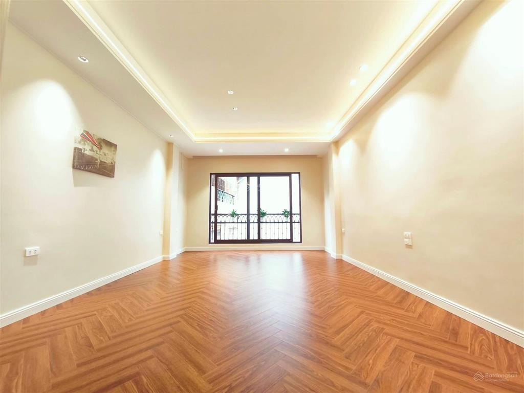 Nhà đẹp phố phân lô lê trọng tấn  6 tầng thang máy*50m²*4m mt  khu vực dân trí cao