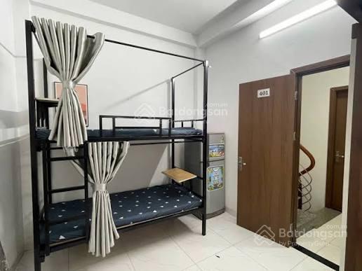 Cho thuê phòng trọ homestay ngõ 413 hoàng quốc việt phòng 4 ng/ phòng. giá 1tr750k/tháng bao dv