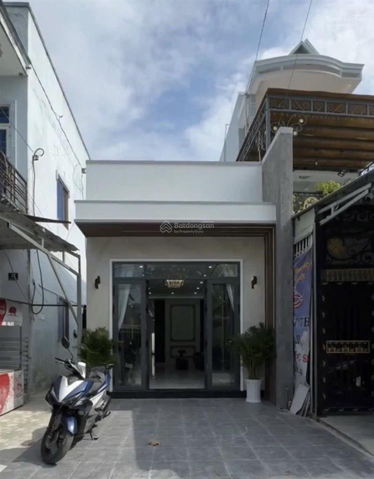 Cần bán gấp nhà cấp 4 (90m2) sổ riêng, xã tân kiên bình chánh