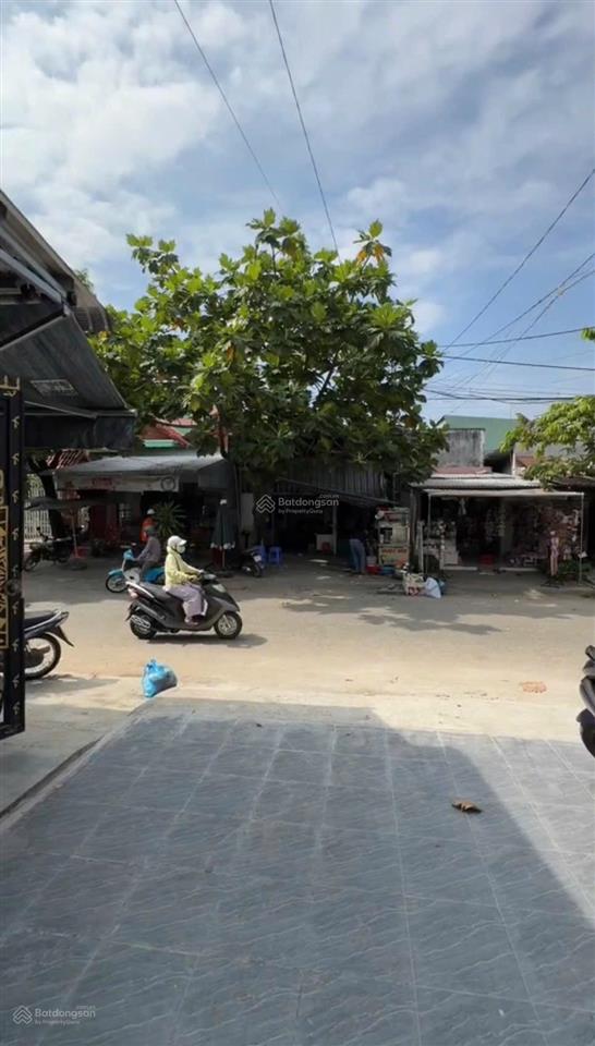 Cần bán gấp nhà cấp 4 (90m2) sổ riêng, xã tân kiên bình chánh