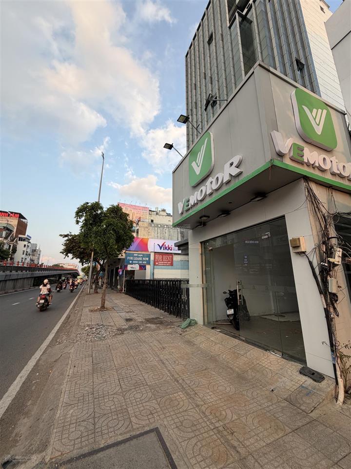 Bán nhà mặt tiên đường cộng hoà, 136,8m2 (4x34,2) khu vực sầm uất trung tâm.