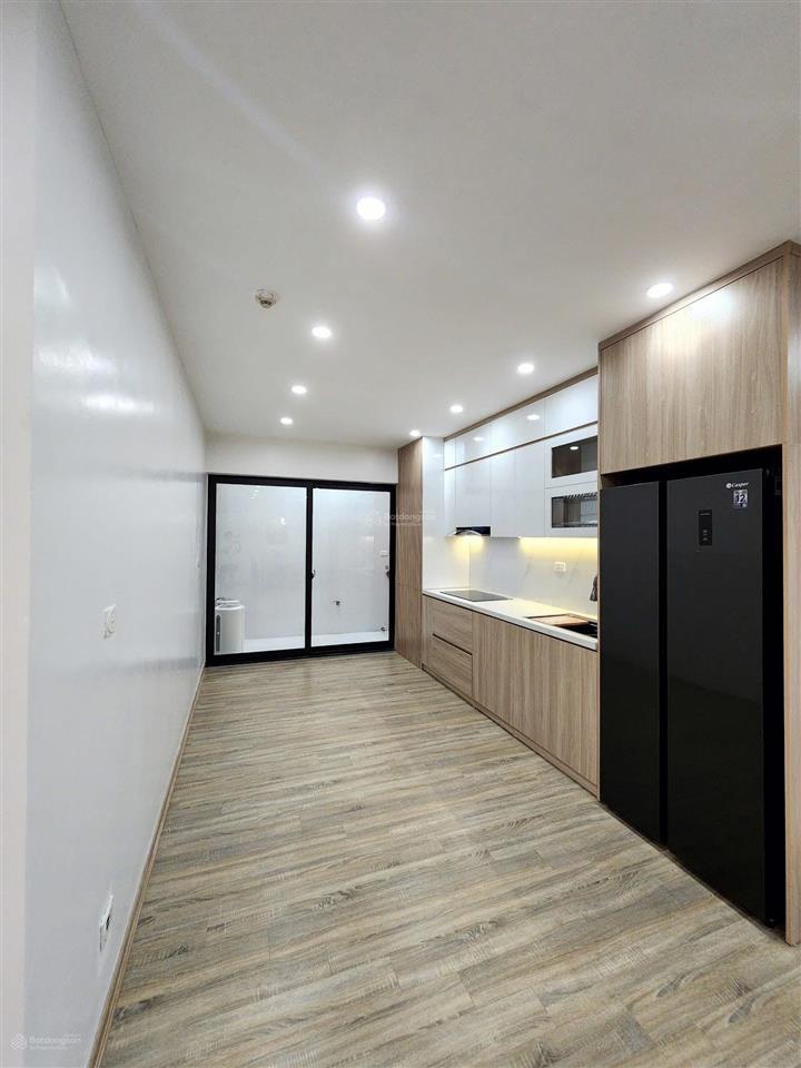 Bán căn hộ cc 130 nguyễn đức cảnh, hoàng mai. dt 131m2 3pn 2vsinh. giá 8,8 tỷ.  0983 282 ***