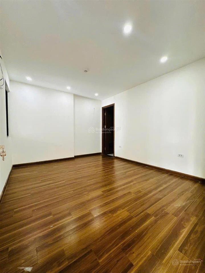 Bán ch chung cư x2 đại kim  đường trần hoà. dtich 80m2 3 p ngủ, 2wc. giá 5,5 tỷ.  0983 282 ***