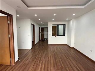 Bán ch chung cư x2 đại kim  đường trần hoà. dtich 80m2 3 p ngủ, 2wc. giá 5,6 tỷ.  0983 282 ***