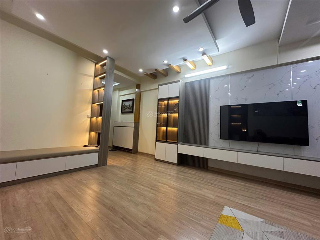 Bán ch chung cư x2 đại kim  đường trần hoà. dtich 77m2 3 p ngủ, 2wc. giá 5,95 tỷ.  0983 282 ***